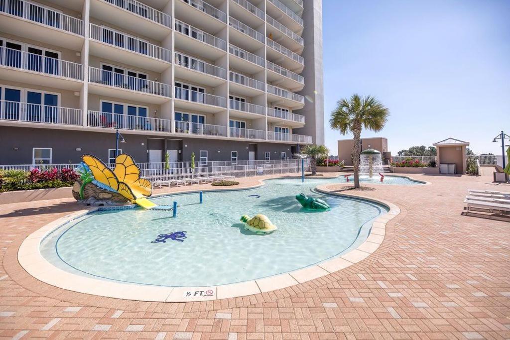 Some Beach Some Where At Laketown Wharf #825 By Nautical Properties Panama City Beach Eksteriør bilde